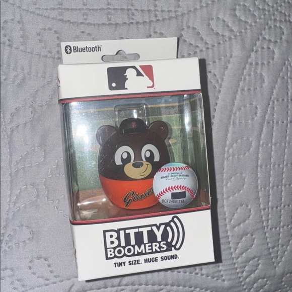 MLB Giants Bitty Boomers Bluetooth Speaker - Black and Orange - Picture 2 of 6